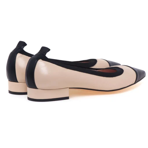 Ballerina a punta Anna F. in nappa bicolore con tacco 1,5 cm