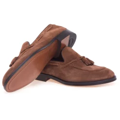 Mocassino Doucal's in camoscio con nappine