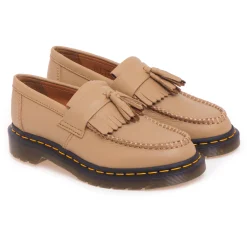 Mocassino Dr Martens Adrian in pelle con frangia e nappine
