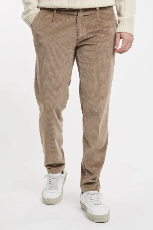 Pantalone Myths in velluto millerighe con pence