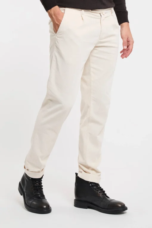 Pantalone Myths in velluto millerighe con pence