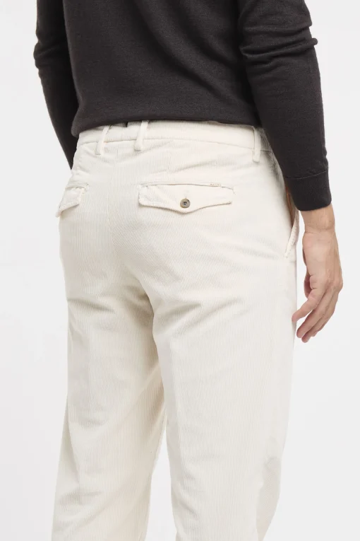 Pantalone Myths in velluto millerighe con pence