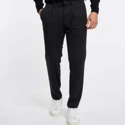 Pantalone People Of Shibuya in tessuto tecnico ultra light