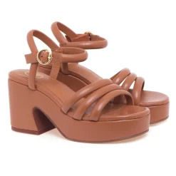Sandalo ASH in nappa imbottita con platform