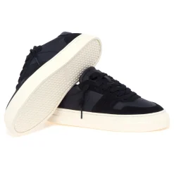 Sneaker D.A.T.E. 
