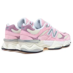 Sneaker New Balance 9060 in camoscio e tessuto