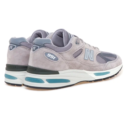 Sneaker New Balance 991 v2 in camoscio e mesh