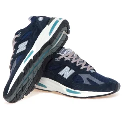 Sneaker New Balance 991 v2 in camoscio e mesh