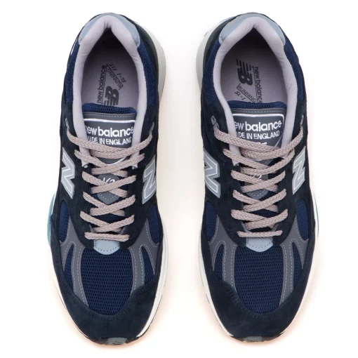 Sneaker New Balance 991 v2 in camoscio e mesh