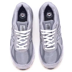 Sneaker New Balance 990 v4 in camoscio e tessuto