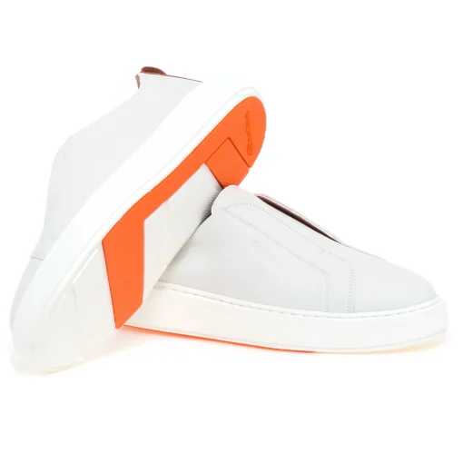 Sneaker slip-on Santoni in pelle martellata