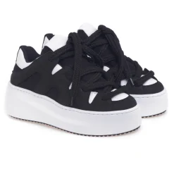 Sneaker Vic Matiè in nabuck e tessuto con maxi laccio