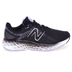 Snerker New Balance Fresh Foam EVOZ