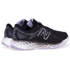 Snerker New Balance Fresh Foam EVOZ