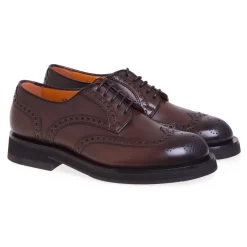 Stringata stile inglese Santoni in pelle anticata