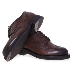 Stringata stile inglese Santoni in pelle anticata