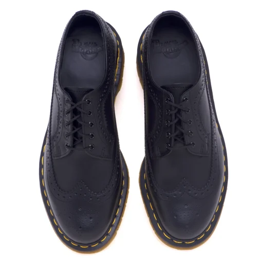 Stringata stle inglese Dr Martens 3989 in pelle